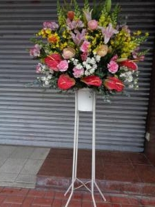 お祝いのスタンド花など・・・｜「緑花園」　（徳島県吉野川市の花キューピット加盟店 花屋）のブログ